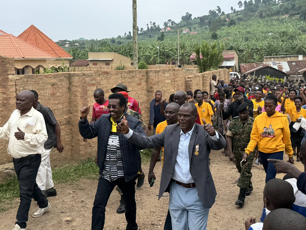 Our baraza proceeded to Kahoko, Nyarwimuka, and Rwerere, where my team and I updated the residents on the progress of extending essential services such as electricity, water, roads, and PDM.