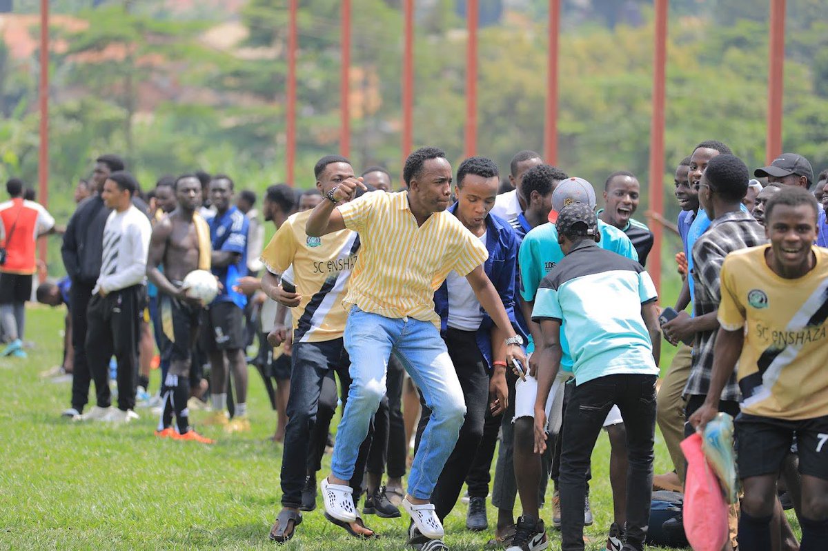 sc_enshaza's tweet image. Exactly one month from now we shall be lighting up #FortPortal in the #NLLXV

#TeeraEkikonoOtahemu
#Road2FortPortal