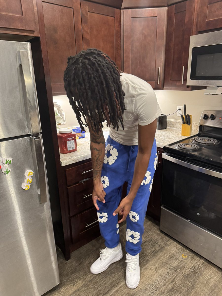 FreeLoafy's tweet image. 🩸🩸