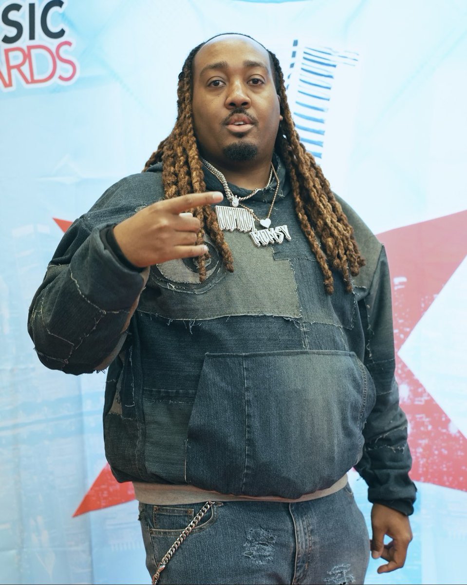 WHATS THE WORD tweet media