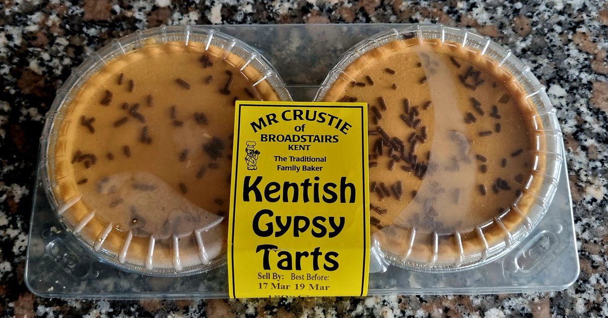Mum has arrived for a visit from Ramsgate. Of course she brought Gypsy Tart 😍 The taste of my childhood 😋
