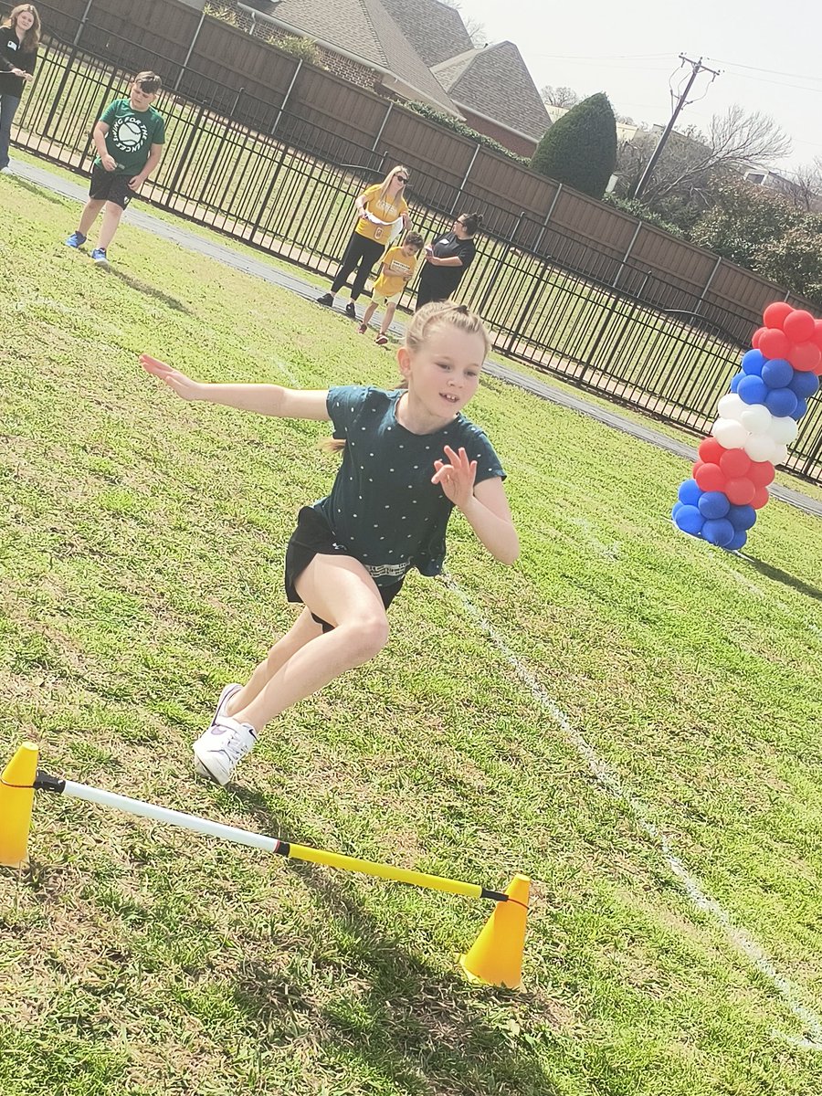 Ty Hayes tweet media