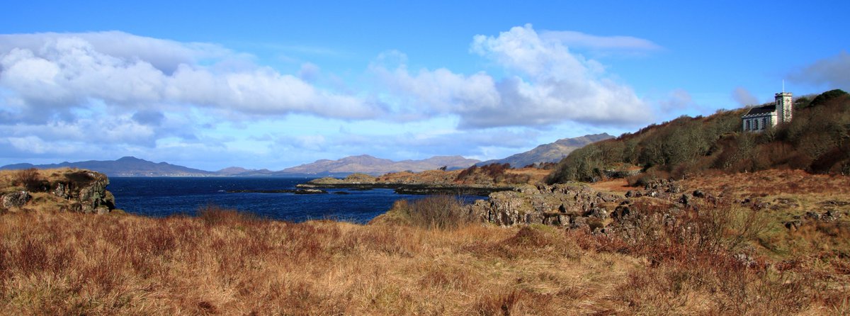 Today in #Drimnin the larch are in bud, the sun is now setting behind Tobermory &amp; bullfinches are filling their little faces on new shoots, it must be nearly spring

Availability March/April in our #dogfriendly #cottagerentals &amp; AchnacricheB&amp;B

<a href="/VisitScotland/">VisitScotland</a>