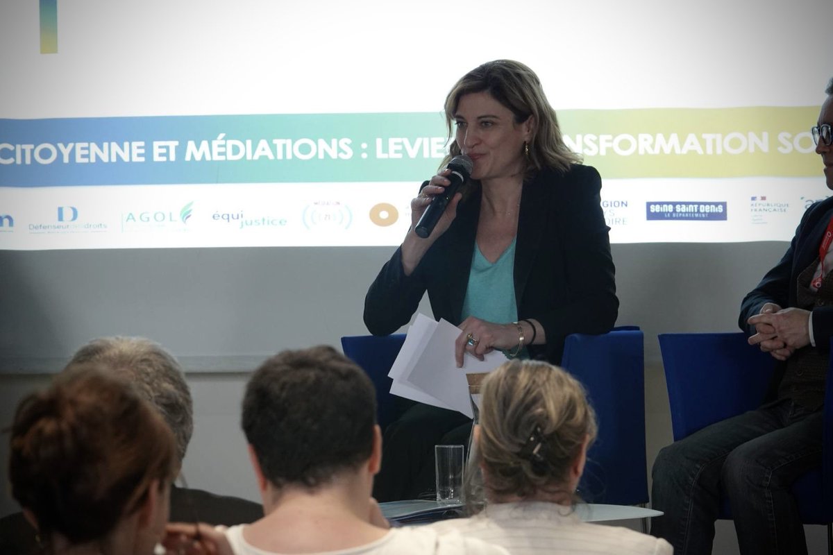 juliettemeadel's tweet image. À Angers aujourd’hui, lors du 3e Congrès international de toutes les médiations, j’ai pu intervenir dans le cadre de l’atelier « Participation #citoyenne et #médiations : levier de transformation sociale ».

Très prochainement, je donnerai l’instruction aux Préfets de renforcer…