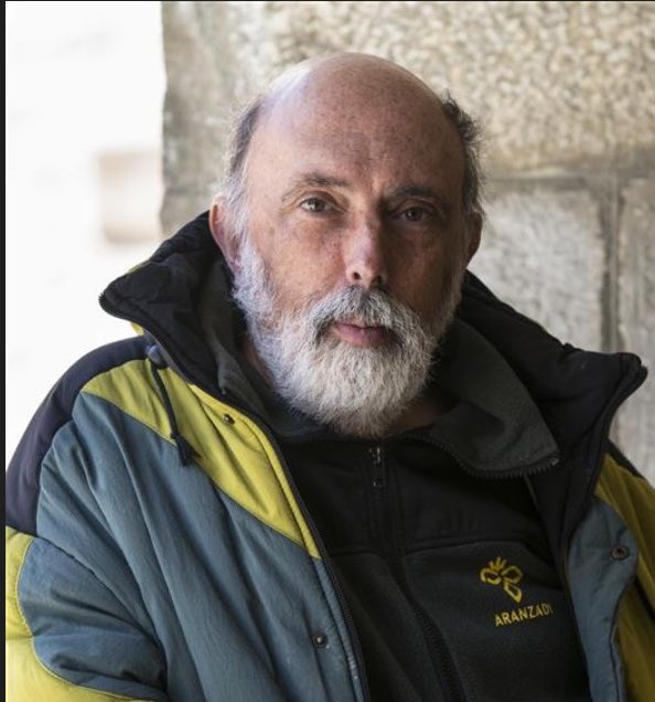 No sorprende que José Bretón sea trending topic, pero el nombre que debería estar en boca de todos es Paco Etxeberria.

Si no fuera por él, muchos seguirían creyendo que los huesos de Ruth y José eran de animales, como afirmó la forense.

No olvidemos quién esclareció la verdad.