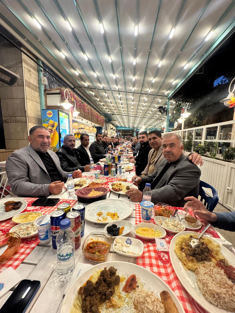 Şanlıurfa Müteahhitler Derneği (@sumder6363) on Twitter photo Şanlıurfa müteahhitler derneği başkanı <a href="/ASIKLIMUSTAFA/">MUSTAFA AŞIKLIOĞLU</a> birlikte yönetim kurulu olarak iş adamı Polat duvar kağıtları bayısı ve Alaçatı muhallebicisinin ortaklarından <a href="/mehmetpolat36/">Mehmet Polat</a> derneğimize vermiş olduğu iftar yemeğinden dolayı kendisine teşekkürlerimizi sunuyoruz
<a href="/sumder6363/">Şanlıurfa Müteahhitler Derneği</a> Şanlıurfa müteahhitler derneği başkanı <a href="/ASIKLIMUSTAFA/">MUSTAFA AŞIKLIOĞLU</a> birlikte yönetim kurulu olarak iş adamı Polat duvar kağıtları bayısı ve Alaçatı muhallebicisinin ortaklarından <a href="/mehmetpolat36/">Mehmet Polat</a> derneğimize vermiş olduğu iftar yemeğinden dolayı kendisine teşekkürlerimizi sunuyoruz
<a href="/sumder6363/">Şanlıurfa Müteahhitler Derneği</a>