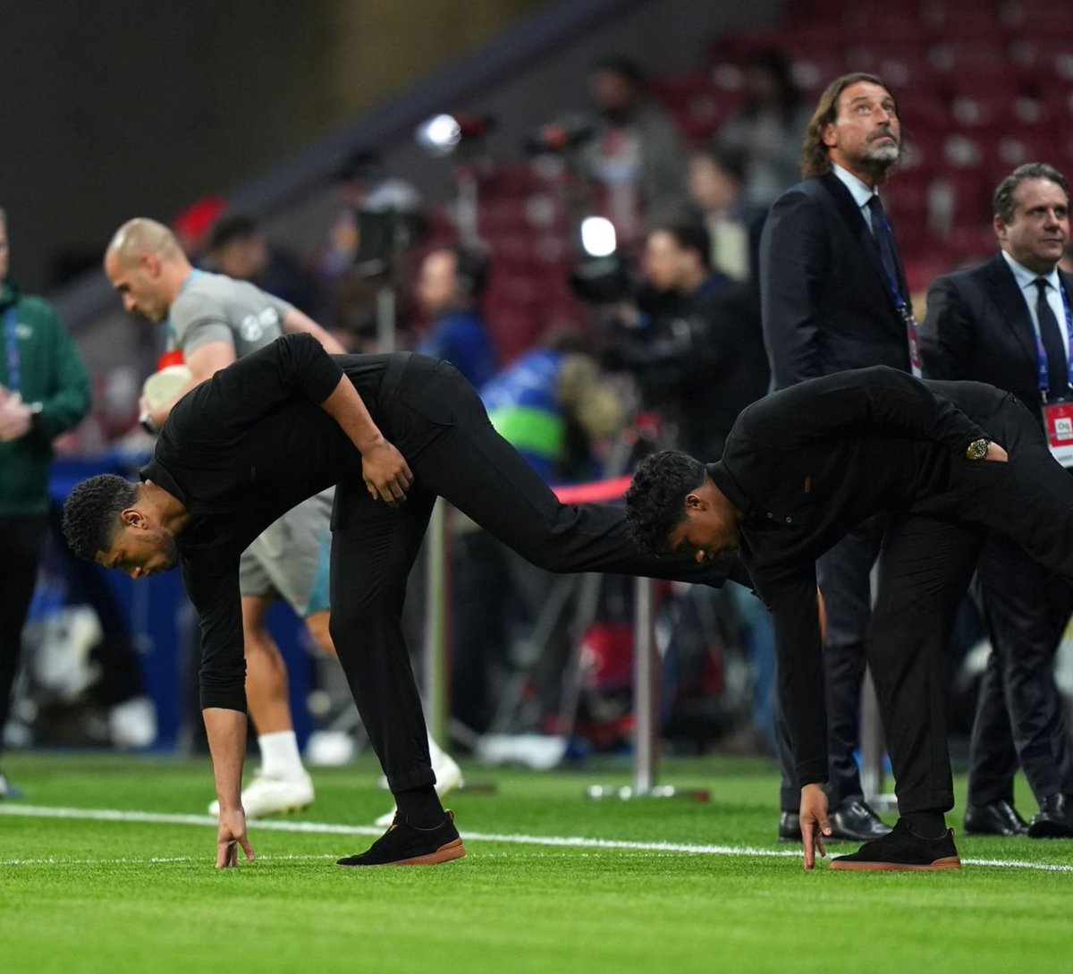 theMadridZone's tweet image. Jude Bellingham x Endrick ⭐️⭐️