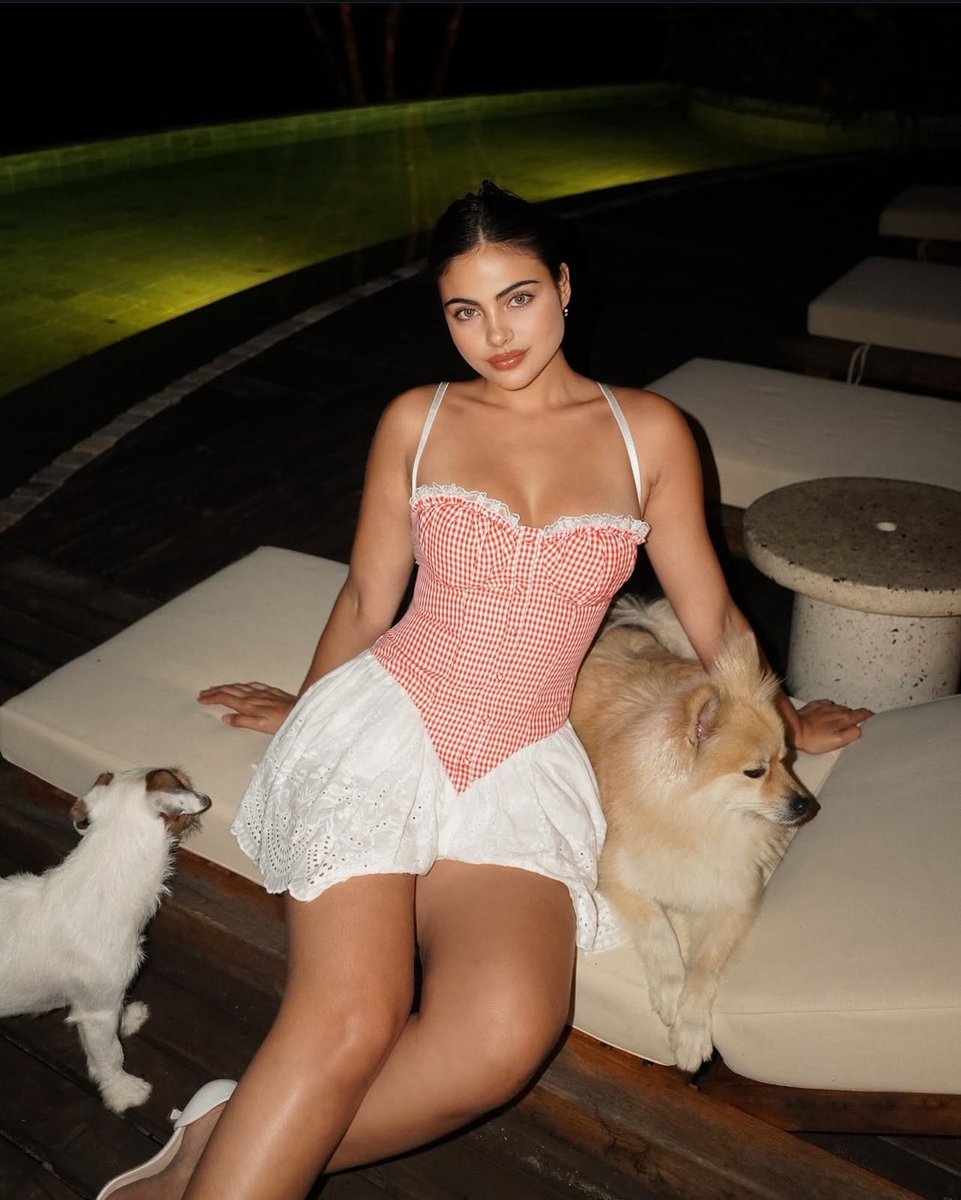 sara_orreego's tweet image. just my two besties and I 🐶