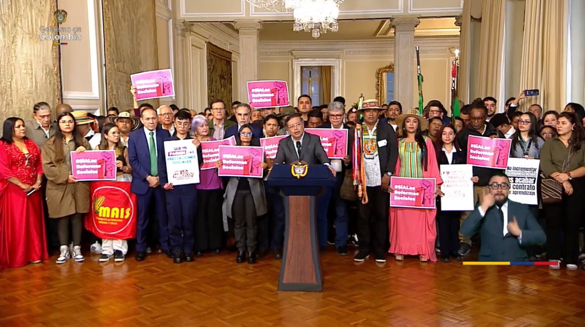 Fuimos invitadas/os a participar en la alocución presidencial en defensa de la #ReformaLaboral propuesta por el gobierno del cambio. 📢 Desde SIPTRA SAE, llevamos la voz de las/os trabajadores de SAE, entendiendo esta reforma como clave para la defensa de los derechos laborales.