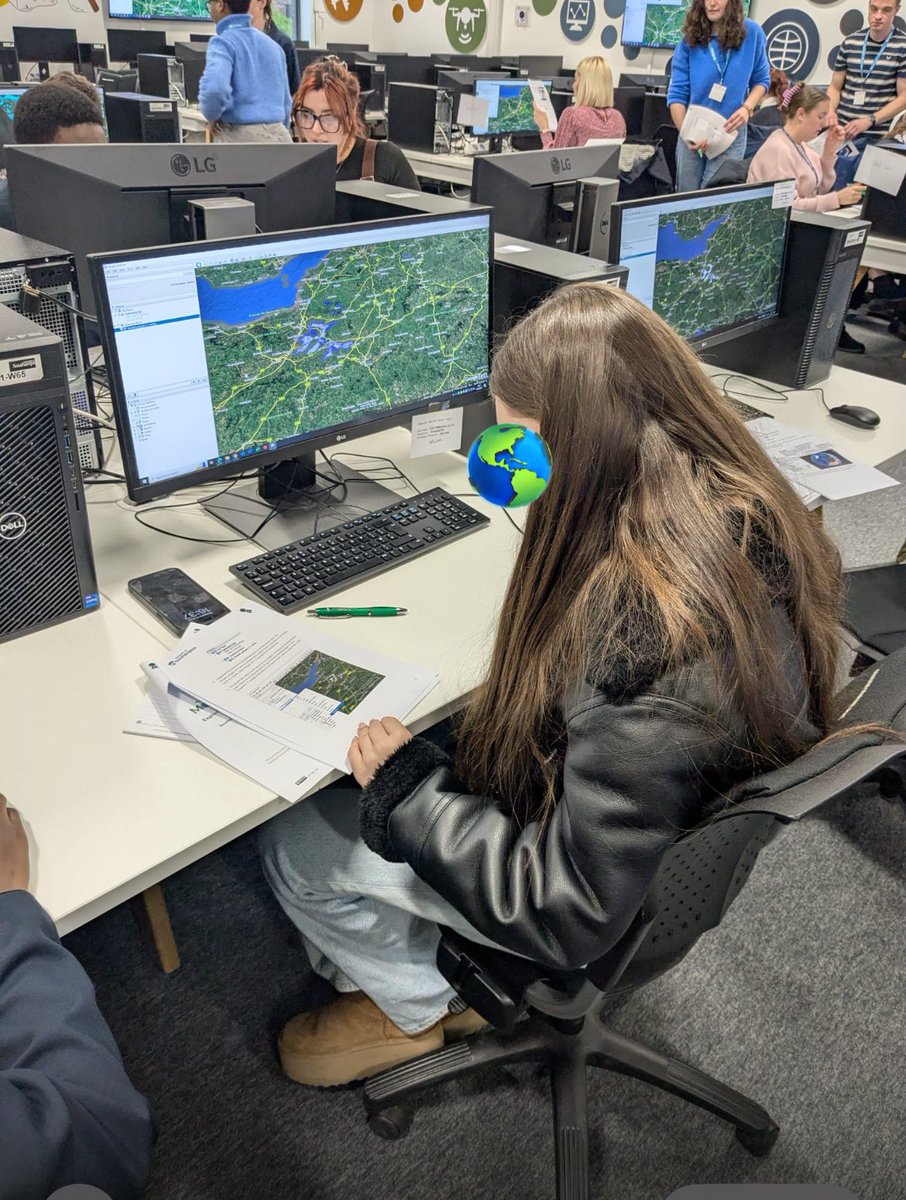 Year 10 had an amazing time at <a href="/unisouthampton/">University of Southampton</a> today. They got to use some of the latest geographical technology and spend some time learning about latest developments.