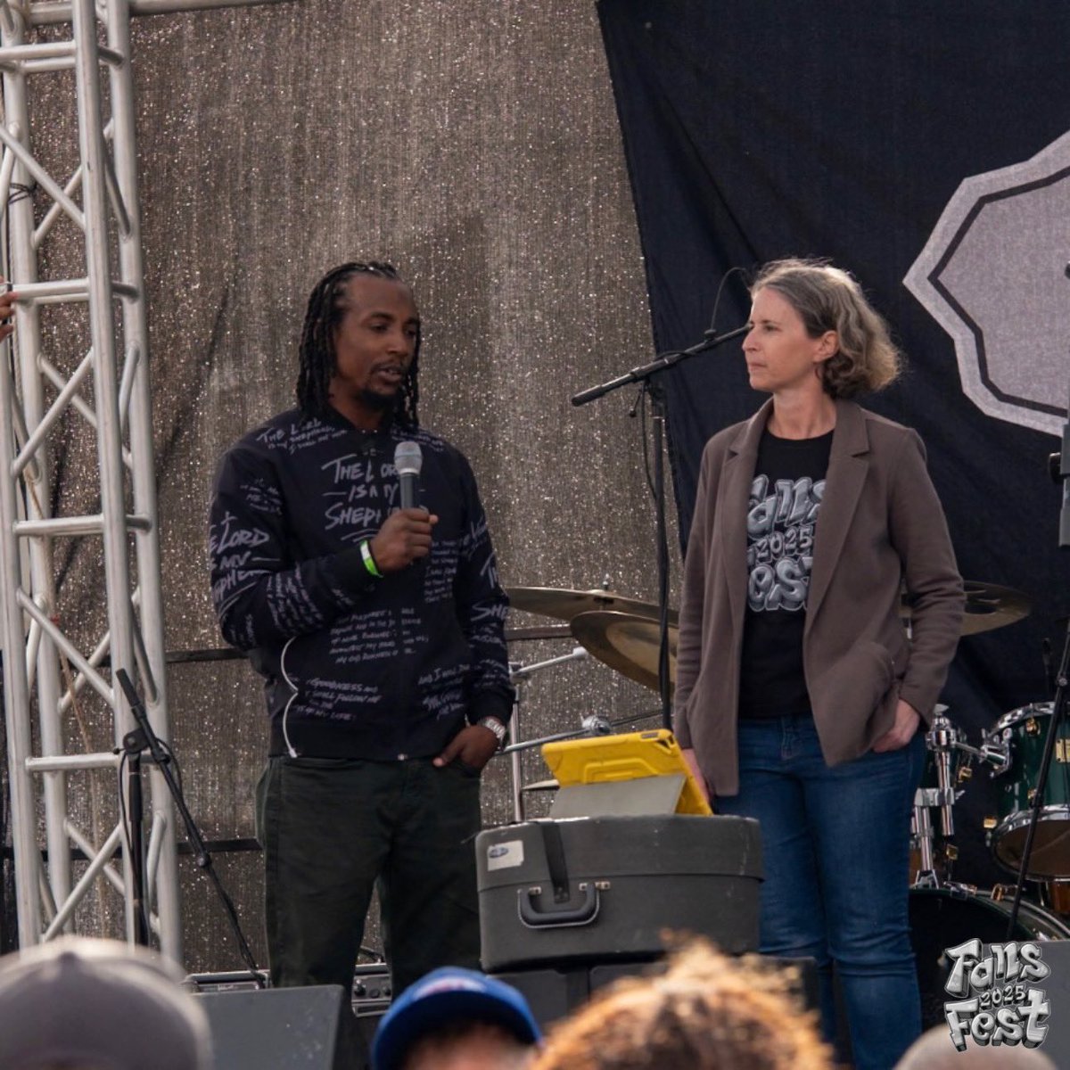 On behalf of LDB, we’re happy to announce we’ve made a donation to WeFam United! 

We can’t thank <a href="/RealJemileWeeks/">Jemile Weeks</a> enough for his support of #FansFest2025 and coming out to show support of the Oakland fanbase. ✊🏽