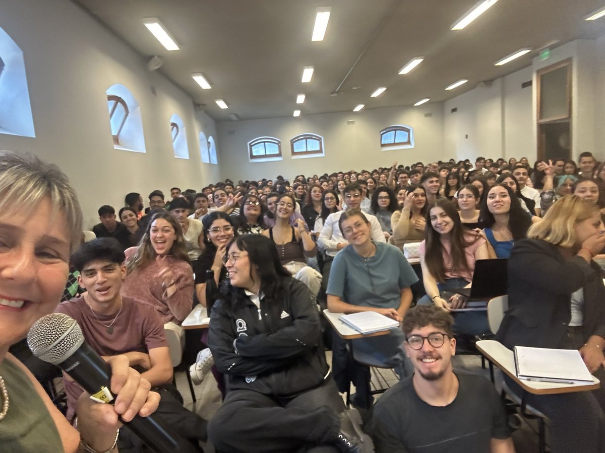 Mariana Blengio Valdes (@mariana_blengio) on Twitter photo ☀️Empezamos el año lectivo en grado en <a href="/fder_oficial/">Facultad de Derecho</a> C entusiasmo y compromiso
Generación en generación año a año vamos haciendo camino al andar ☀️
Bienvenida generación 2025 🍀 ☀️Empezamos el año lectivo en grado en <a href="/fder_oficial/">Facultad de Derecho</a> C entusiasmo y compromiso
Generación en generación año a año vamos haciendo camino al andar ☀️
Bienvenida generación 2025 🍀
