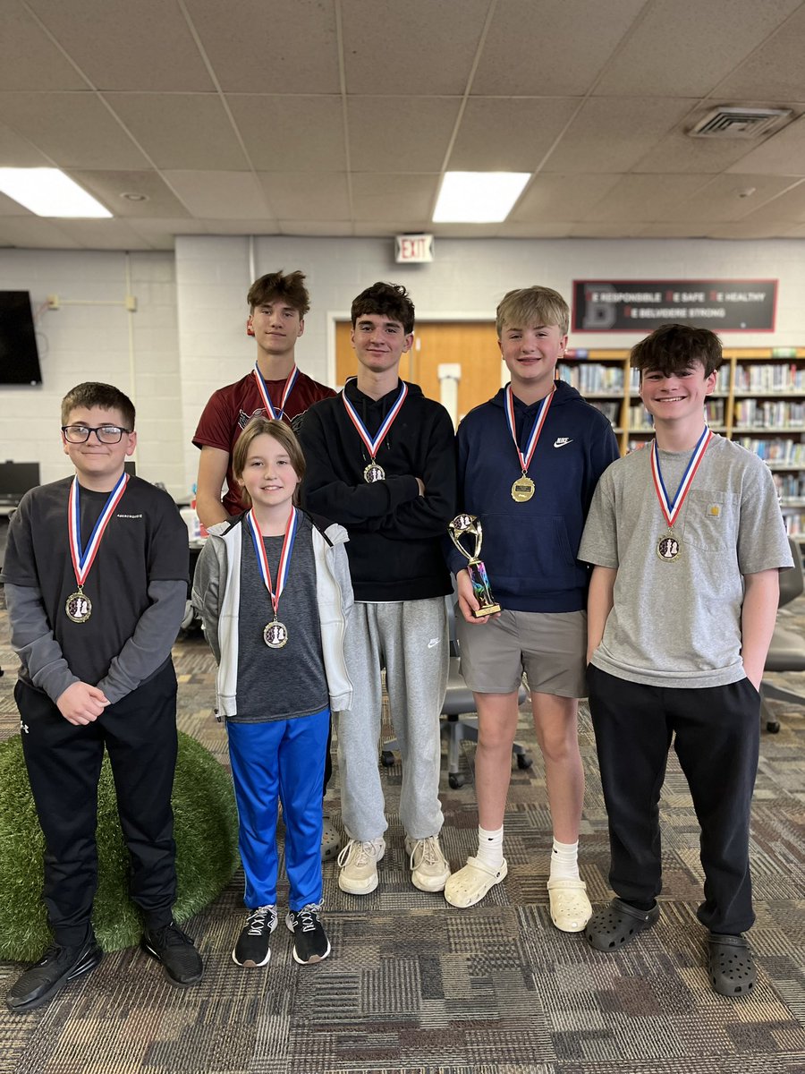 SteamMrs's tweet image. Warren Count grade 7/8 Chess competition today. 2nd place all around, team Competition and solo. Great Job!
#chess @Mr_Bonney_Lopat @lopatsd