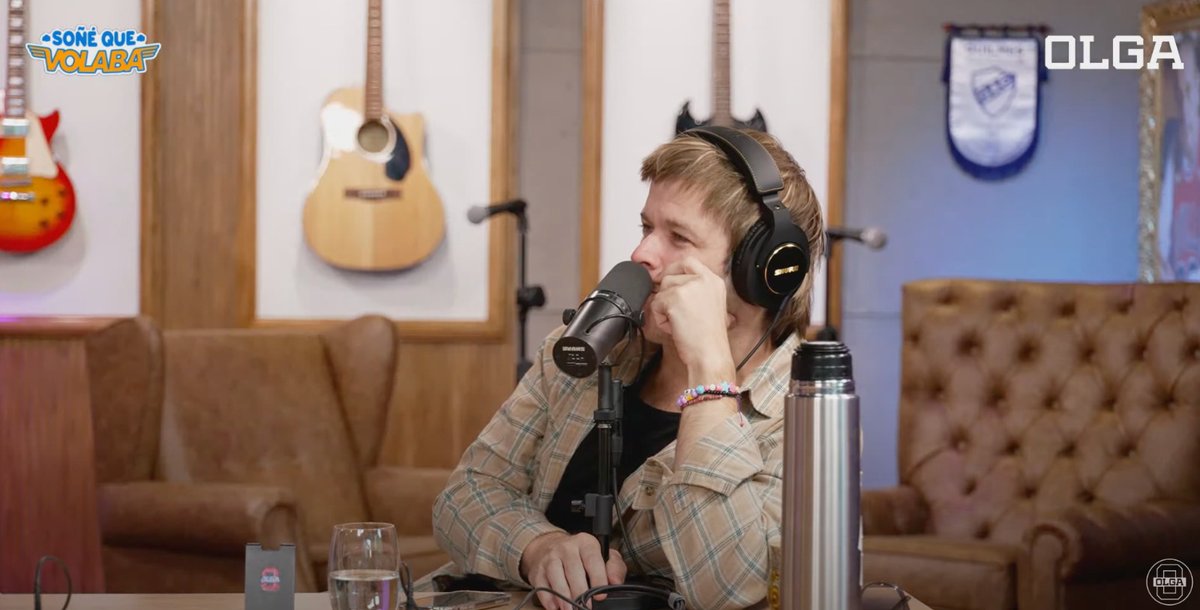 Muy bueno el batman que apereció cuando <a href="/benjaminamadeo/">Benjamín Amadeo</a>  le hacía de mirta a <a href="/miguegranados/">Miguel Granados</a> hoy en <a href="/olgaenvivo/">OLGA</a>