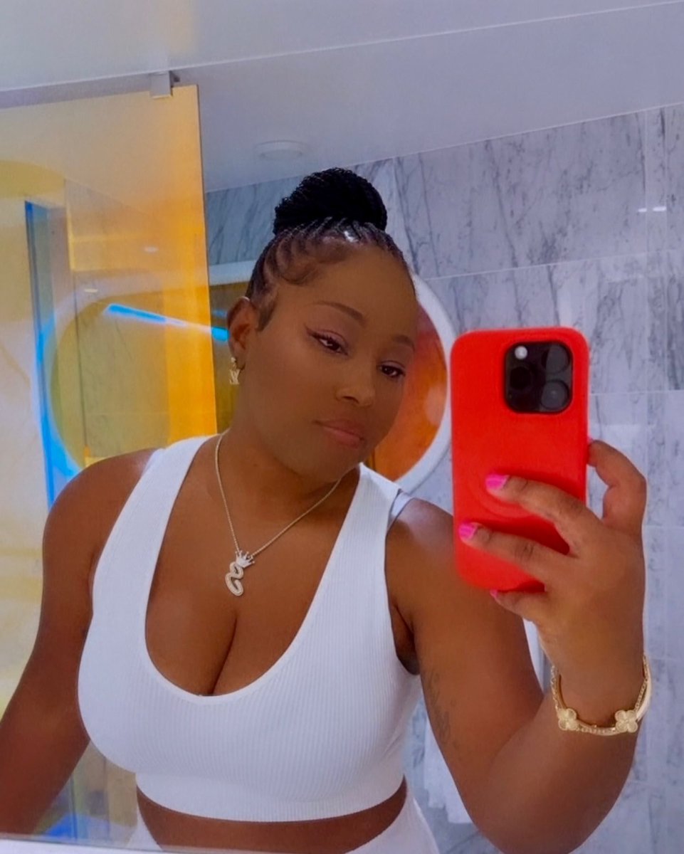 Adrian___Moore's tweet image. She’s TOP Shelf, You Can’t Reach Her 
#TheWrongBagToFumble⚠️ 
#ThisNextChapterIsByInviteOnly✋🏾

#OnlyinEurope #ibiza🌴 #daytraderlifestyle