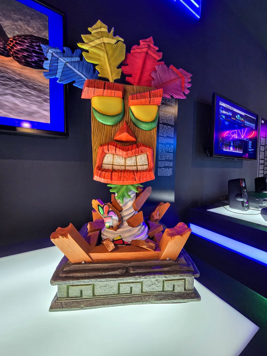 ElementzzOW's tweet image. Museo del videojuego