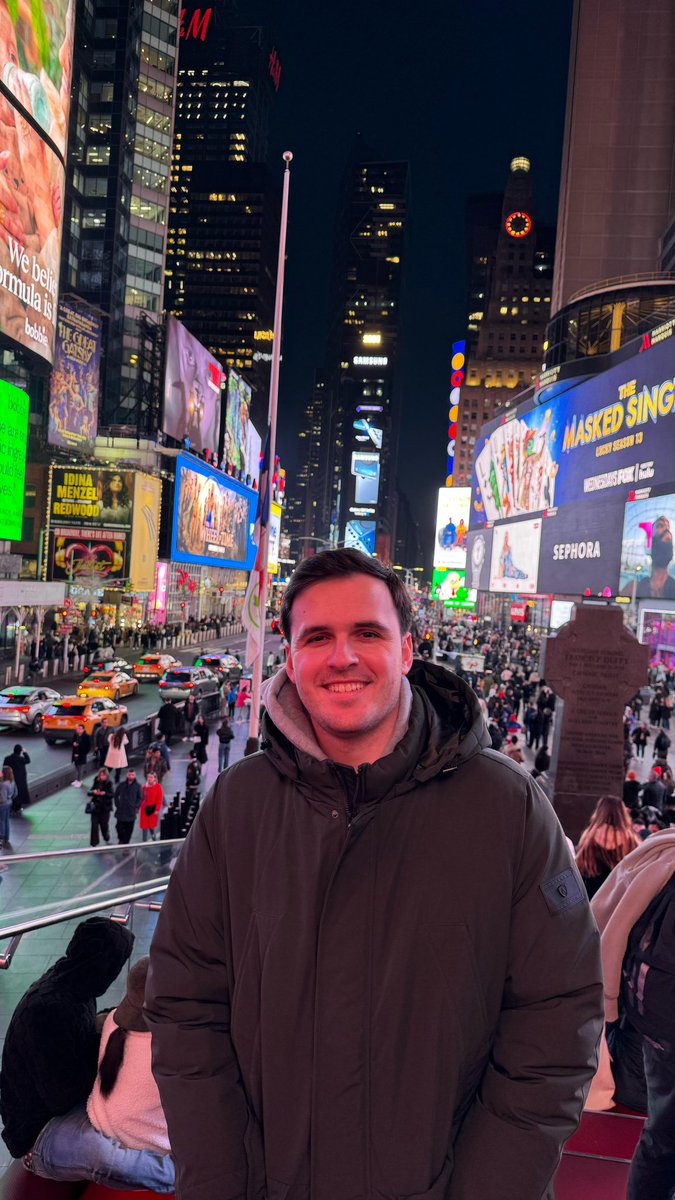 c_astarloa's tweet photo. NYC 🇺🇸 https://t.co/BBTc0K32dJ