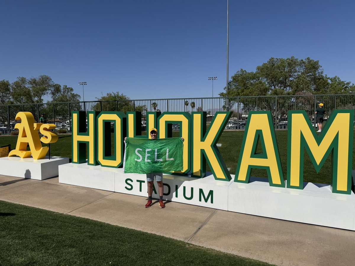 joebhorton's tweet image. SELL at Spring Training #SellTheTeam #FJF #SpringTraining #FisherOut @Athletics #OaklandForever