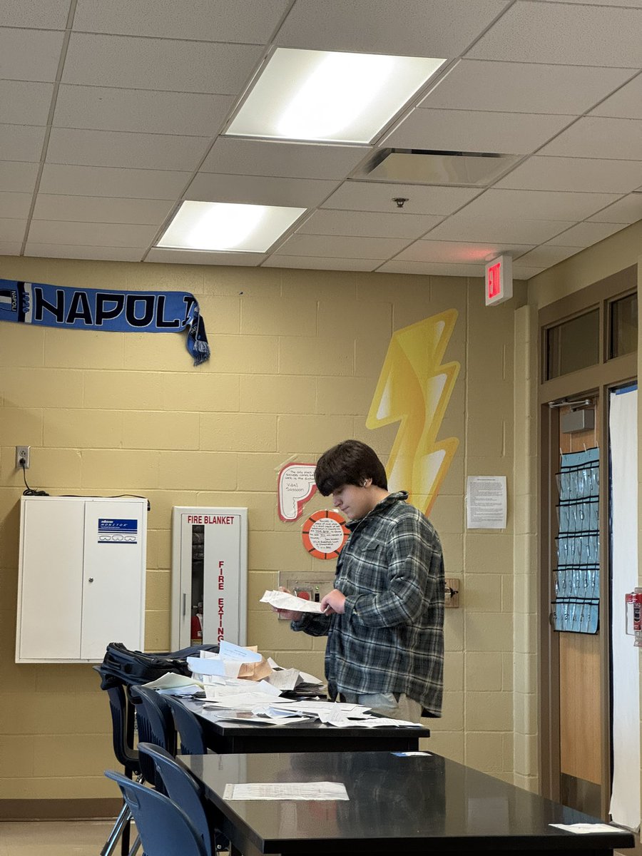 Respect the grind before spring break.. #academicweapon