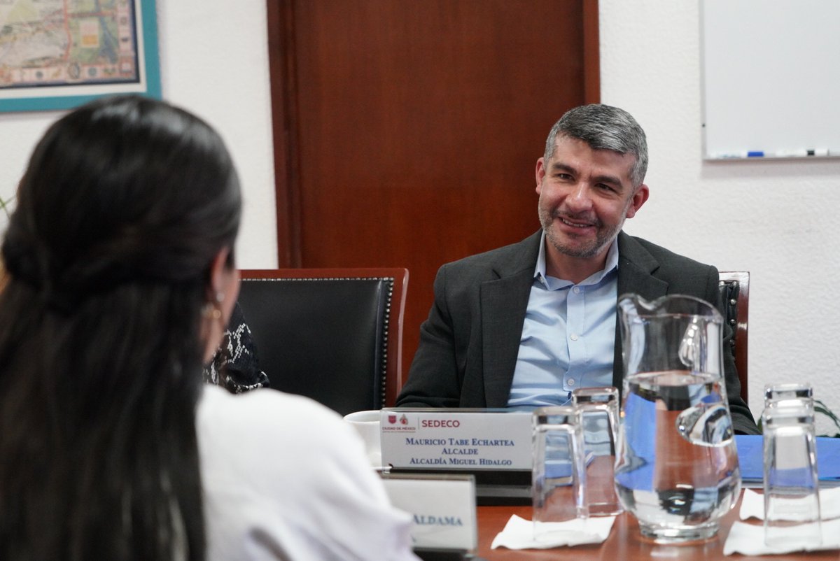 Mauricio Tabe Echartea (@mauriciotabe) on Twitter photo Me reuní con <a href="/ManolaZabalza/">Manola Zabalza</a>, Secretaria de <a href="/SedecoCDMX/">Secretaría de Desarrollo Económico</a>, para trabajar juntos en la mejora de los mercados públicos de nuestra alcaldía.
De esta manera #MiguelHidalgo seguirá siendo capital del empleo y de la reactivación económica. Me reuní con <a href="/ManolaZabalza/">Manola Zabalza</a>, Secretaria de <a href="/SedecoCDMX/">Secretaría de Desarrollo Económico</a>, para trabajar juntos en la mejora de los mercados públicos de nuestra alcaldía.
De esta manera #MiguelHidalgo seguirá siendo capital del empleo y de la reactivación económica.