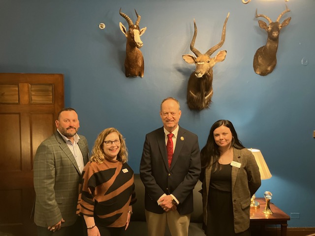 Feeding Indiana’s Hungry (@feedinshungry) on Twitter photo Thank you to Congressman Mark Messmer for meeting with us to discuss federal nutrition programs. Hardworking people across the country count on investments in programs like TEFAP and SNAP to help keep food on the table. <a href="/HouseAgGOP/">House Committee on Agriculture</a>
<a href="/FeedingAmerica/">Feeding America</a>
#FoodBankFlyIn Thank you to Congressman Mark Messmer for meeting with us to discuss federal nutrition programs. Hardworking people across the country count on investments in programs like TEFAP and SNAP to help keep food on the table. <a href="/HouseAgGOP/">House Committee on Agriculture</a>
<a href="/FeedingAmerica/">Feeding America</a>
#FoodBankFlyIn