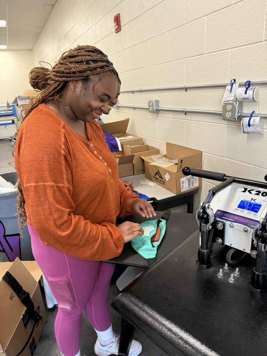 RVHS Blazer GraphX tweet media