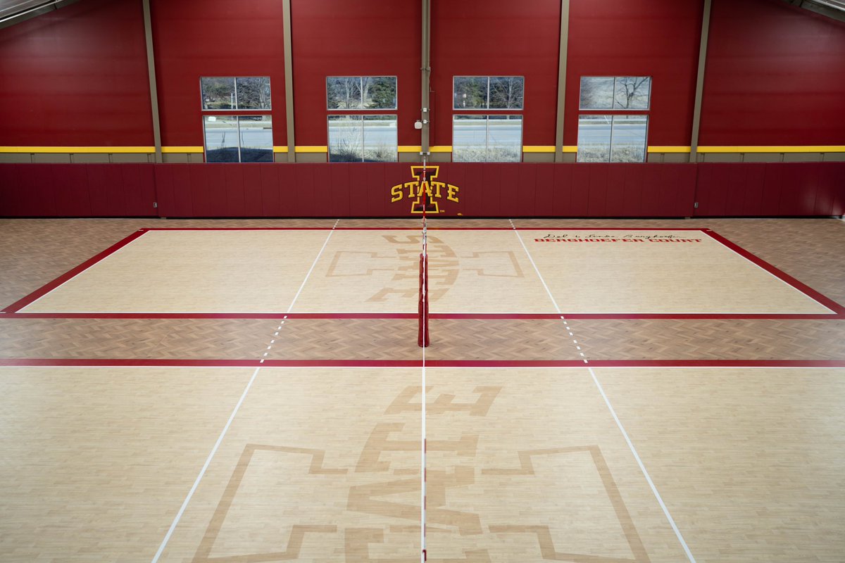 CycloneVB's tweet image. Introducing the McKee Volleyball Center.
🌪️🏐🌪️
