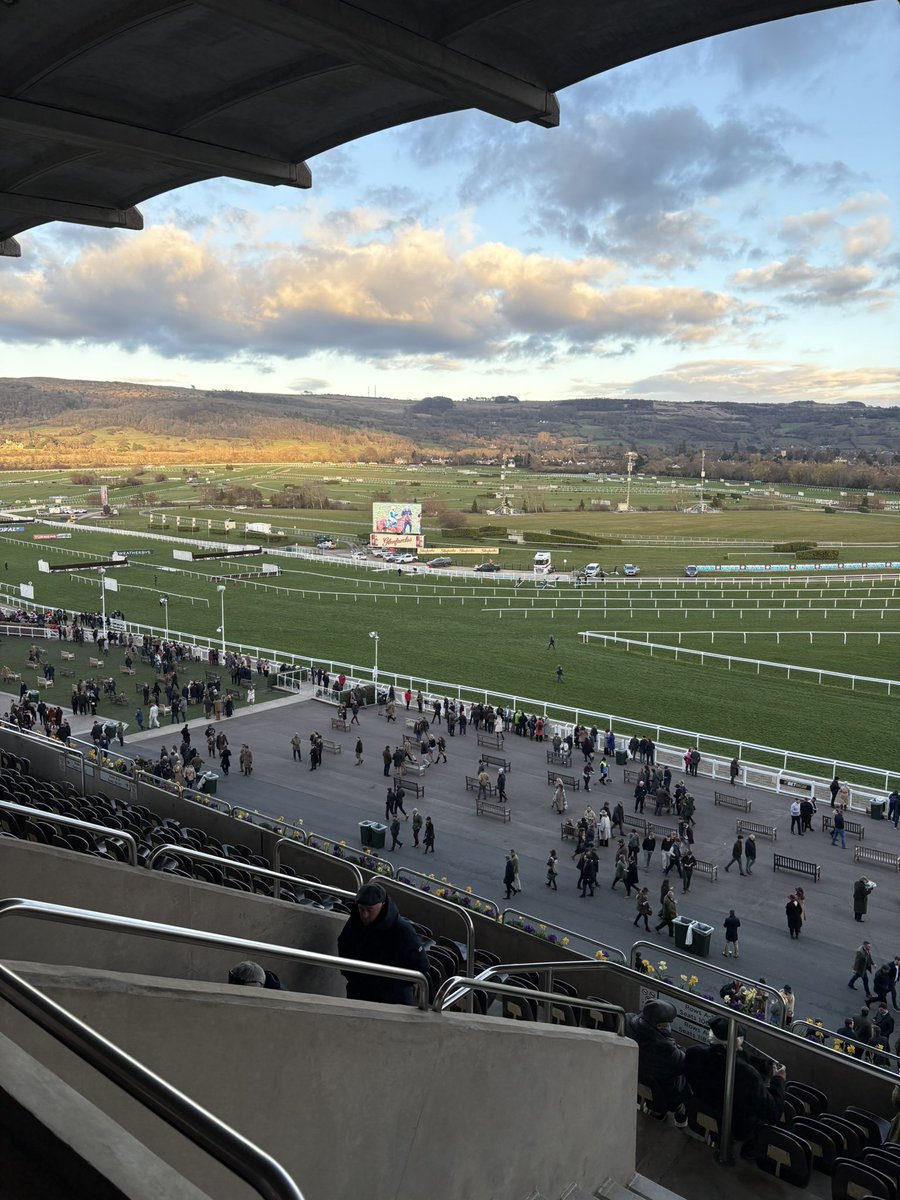 Stephen R Power tweet media