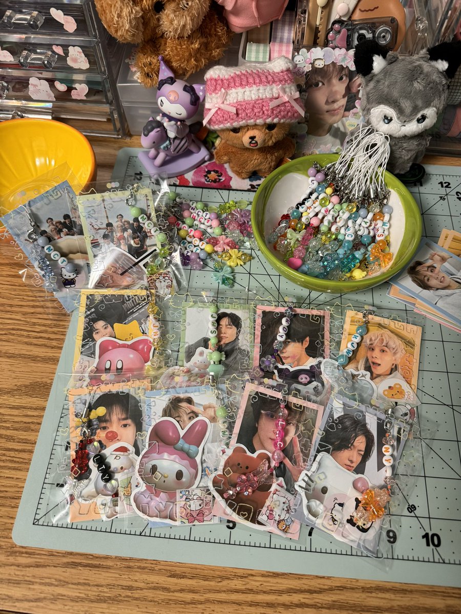 encitymoonsales's tweet photo. nct 127 the momentum LA stop freebies

have a limited amount of these!! 
either member of choice (fcfs) 
or ot8 with ?? member pola in the back 🤭 

#NCT127inLA  #NCT127_NEOCITY_THE_MOMENTUM #NCT127 #NCT127_NEOCITY_LA #NEOCITY_THE_MOMENTUM_IN_LA
#NCT127_NEOCITY_THE_MOMENTUM_LA https://t.co/uDZy12Xn9w