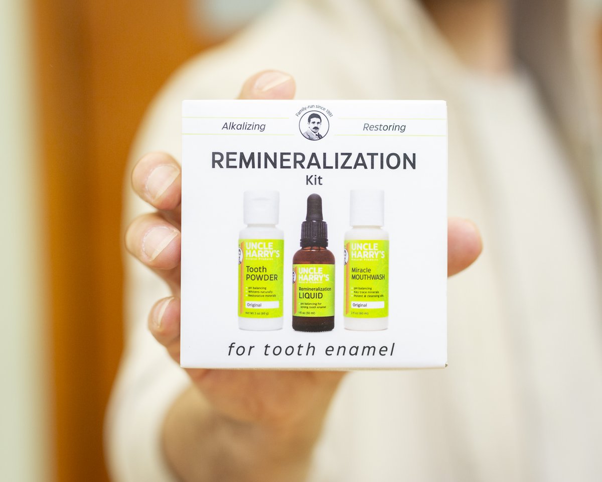 uncle_harrys's tweet image. Our Remineralization Kit for tooth enamel is a natural and effective way to address the continued loss of tooth enamel by supporting the body's natural healing processes.

#Remineralization #ToothPowder #Mouthwash #MiracleMouthwash #OralCare #OralHygiene #ToothEnamel #UncleHarrys
