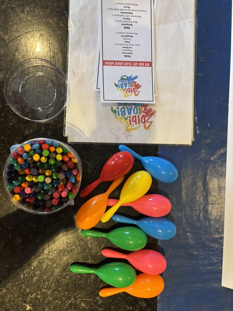 DIBDABARTCLUB's tweet photo. Our award winning preschool art classes are on Monday @PizzaExpress #cobham. 45 min art and a child’s pizza or pasta for £11. Booking is via our website. Age 18M-4Years. 10.45-11.45pm. Perfect way to kickstart the week! #artforkids #preschoolactivities #preschool @Cobhammums https://t.co/600JLeghzV