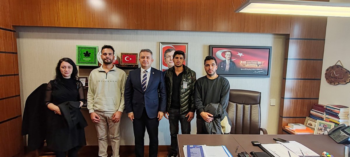 salihbakircii's tweet photo. Bugün mecliste görüşmelerimiz oldu. Mülakat mağduriyeti konusundaki meramlarımızı konuştuk. Vekilleri iz desteklerini sürdürdüklerini ve mücadelemizi takdir ettiklerini açıkladılar. Hakkımızı alana kadar devam edeceğiz.
#MülakatZulmünde129Gün https://t.co/OzpOBlnf37