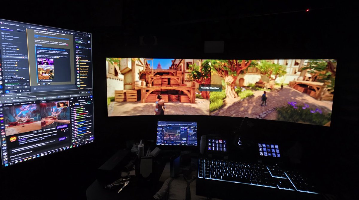 If you're going to play <a href="/HazelightGames/">Hazelight Studios</a>'s split fiction, this is how I'd recommend doing it! Great game!