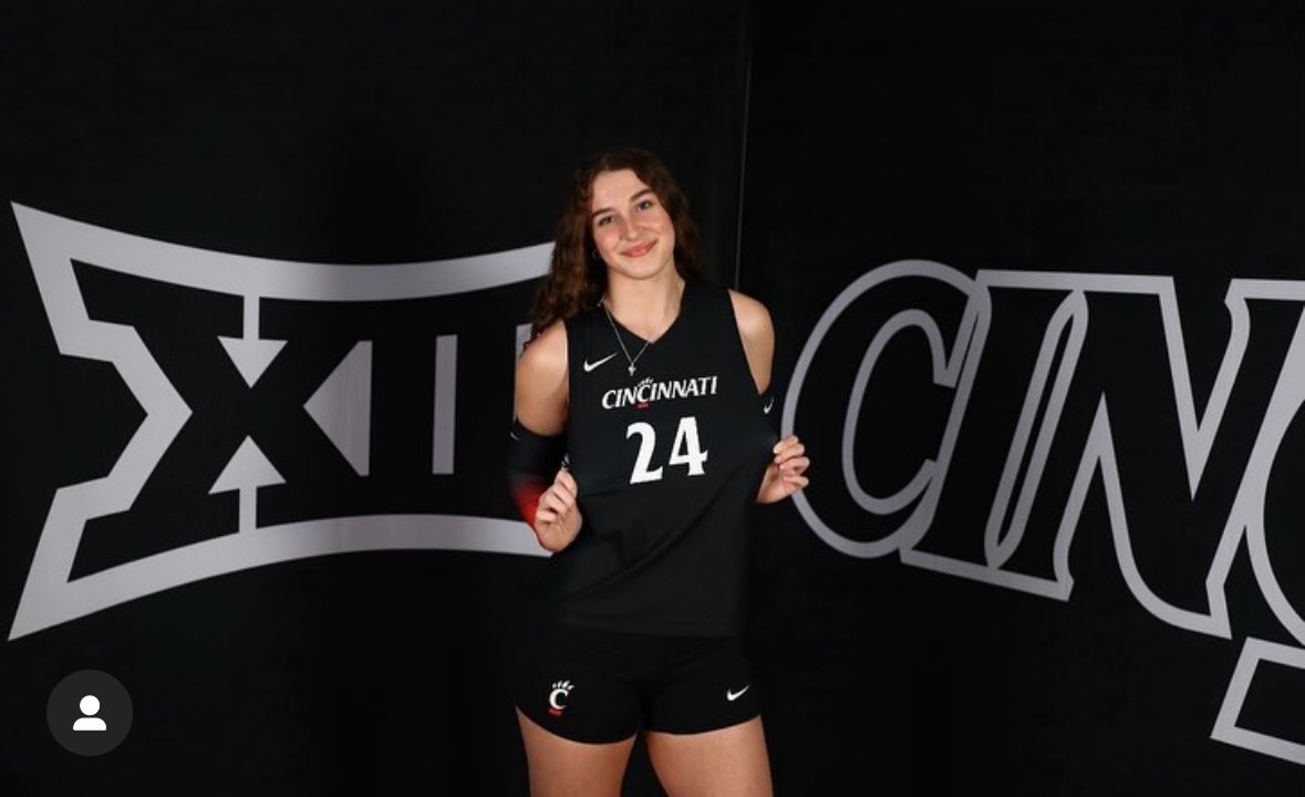 411Vball (@411vball) on Twitter photo COMMITMENT ALERT: OH Malayna Boyles of <a href="/TAVVolleyball/">TX Advantage VB</a> and <a href="/GuyerVolleyball/">Guyer Volleyball</a> has announced her commitment to Cincinnati. COMMITMENT ALERT: OH Malayna Boyles of <a href="/TAVVolleyball/">TX Advantage VB</a> and <a href="/GuyerVolleyball/">Guyer Volleyball</a> has announced her commitment to Cincinnati.