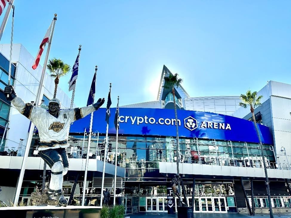 milleyee's tweet photo. Hope ya'll have fun. #cheers #crypto.com https://t.co/WrND9MXnbw