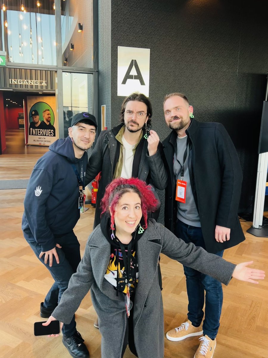 Really loved meeting and talking with the <a href="/tresjs_dev/">TresJS</a> and Storyblok fam!

See you tomorrow at Vuejs and next Thursday on Twitch! Let’s crunch some sockets!