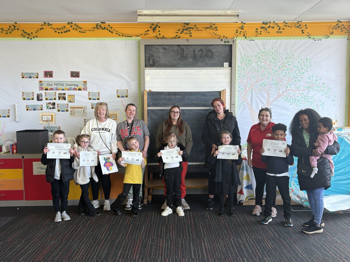 Mrs Laing (@laing_mrs) on Twitter photo Yesterday was the last session of our Eastbank Family Fun. It was amazing to see such great attendance each week. Here are just a few of our amazing families receiving their certificates for participating π<a href="/EastbankPri/">Eastbank Primary</a> <a href="/FLTGlasgow/">Glasgow Family Learning Team</a> Yesterday was the last session of our Eastbank Family Fun. It was amazing to see such great attendance each week. Here are just a few of our amazing families receiving their certificates for participating π<a href="/EastbankPri/">Eastbank Primary</a> <a href="/FLTGlasgow/">Glasgow Family Learning Team</a>