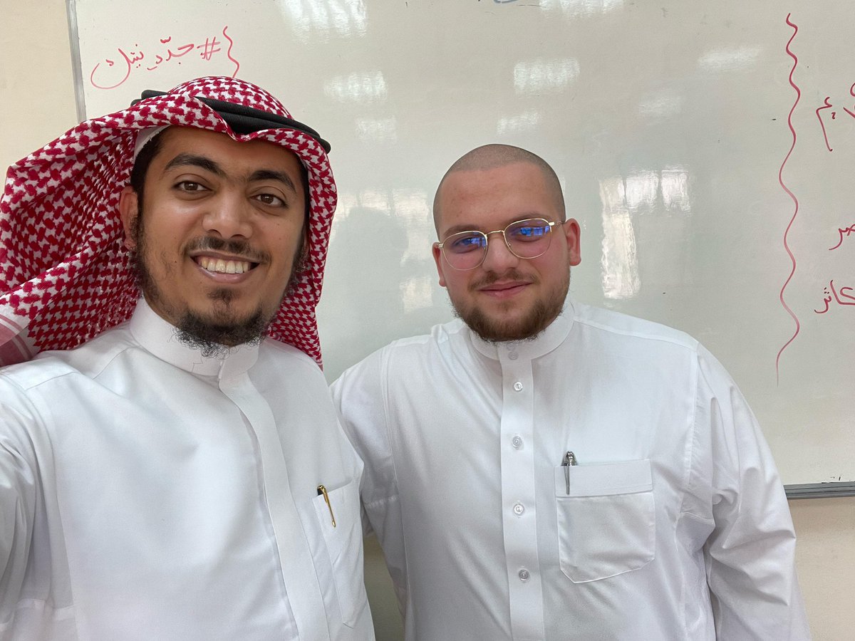 مع شيخ سعد ابو صهيب في الجامعة الإسلاميه بالمدينة المنورة

Me shejh Sa’din në Universitetin Islamik 
të Medinës së Ndriçuar 

#الجامعة_الاسلامية