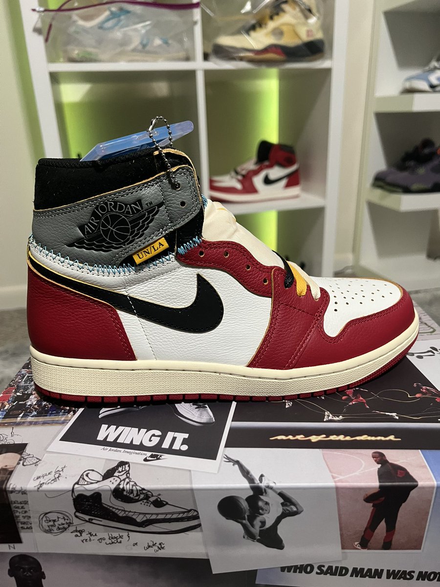 JsAllday31's tweet image. They finally touched down. Thanks for keeping me updated on the raffle info @snkr_twitr .. Quality is A1🤌🏾