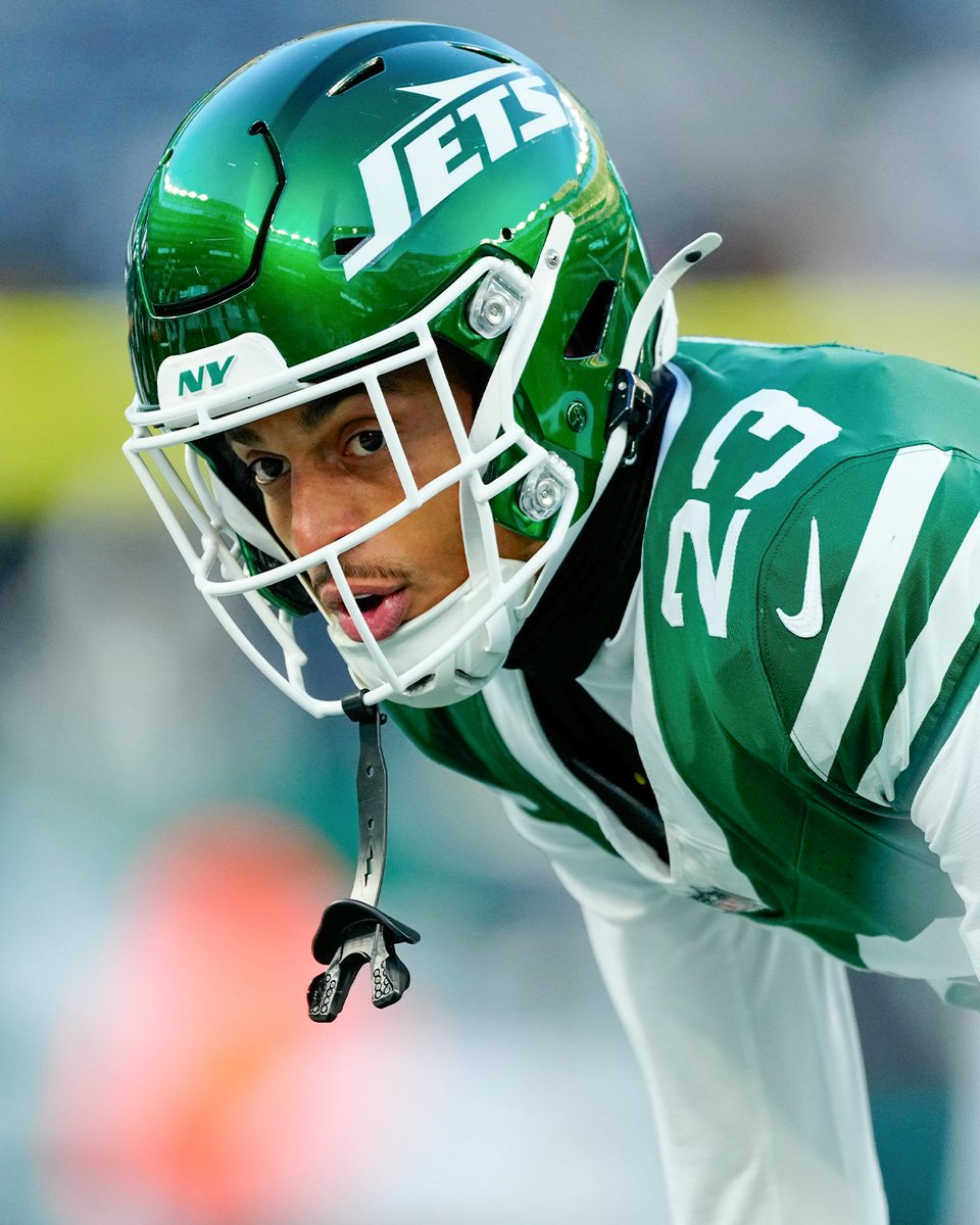 Jets Videos (@snyjets) on Twitter photo Per <a href="/TomPelissero/">Tom Pelissero</a>, the Jets have agreed to terms with CB Isaiah Oliver.
Oliver played in all 17 games for the Jets last season. Per <a href="/TomPelissero/">Tom Pelissero</a>, the Jets have agreed to terms with CB Isaiah Oliver.
Oliver played in all 17 games for the Jets last season.