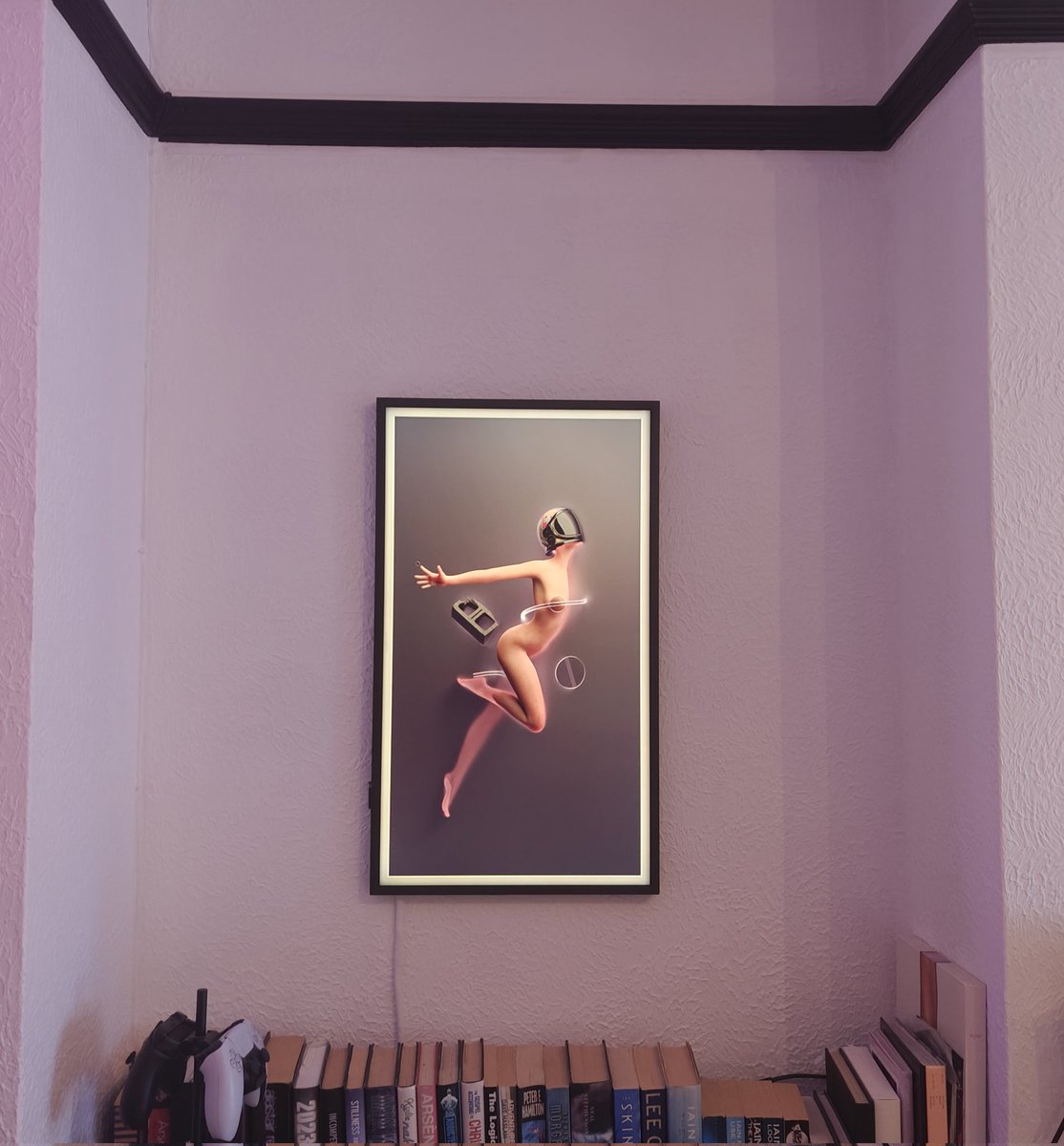 $hookman tweet media