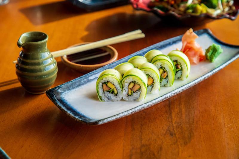Planning a vegan-friendly trip to Palm Springs? Our comprehensive guide has you covered! Find the best vegan restaurants, grocery stores, and activities, so you can enjoy a deliciously healthy meal. Read more at the link below. 🍽️ 
bit.ly/41oZSQu