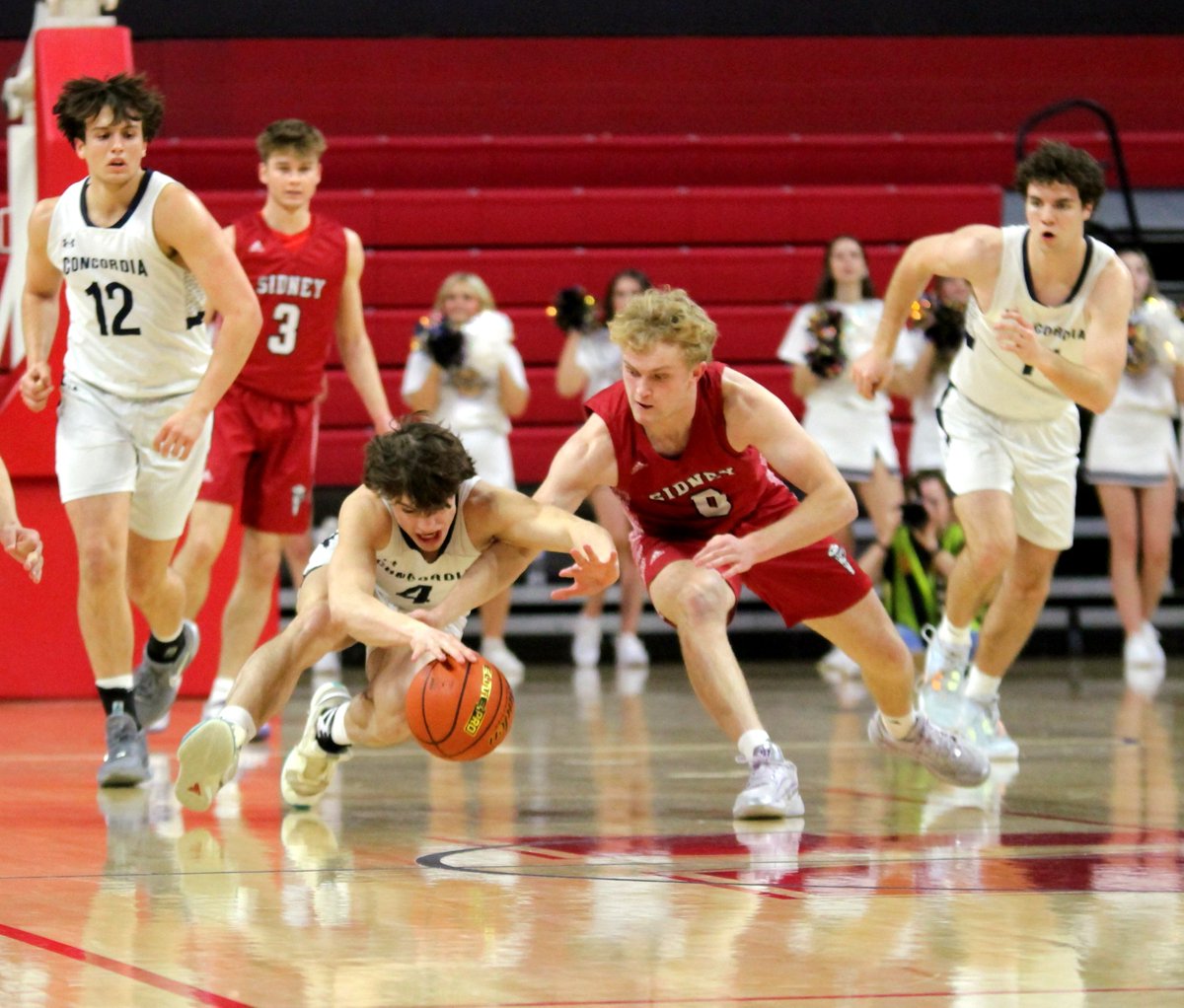 KevinBurd4's tweet image. 🏀FINAL: Concordia Omaha 49, Sidney 45

Drew Kulus scores 18 points for the Mustangs. Jack Thrasher was next in line with 14 points and Owen Abendroth had nine. 

Concordia now advances on to play Doniphan-Trumbull in the state semifinals at 10:45 a.m. on Friday.
#nebpreps