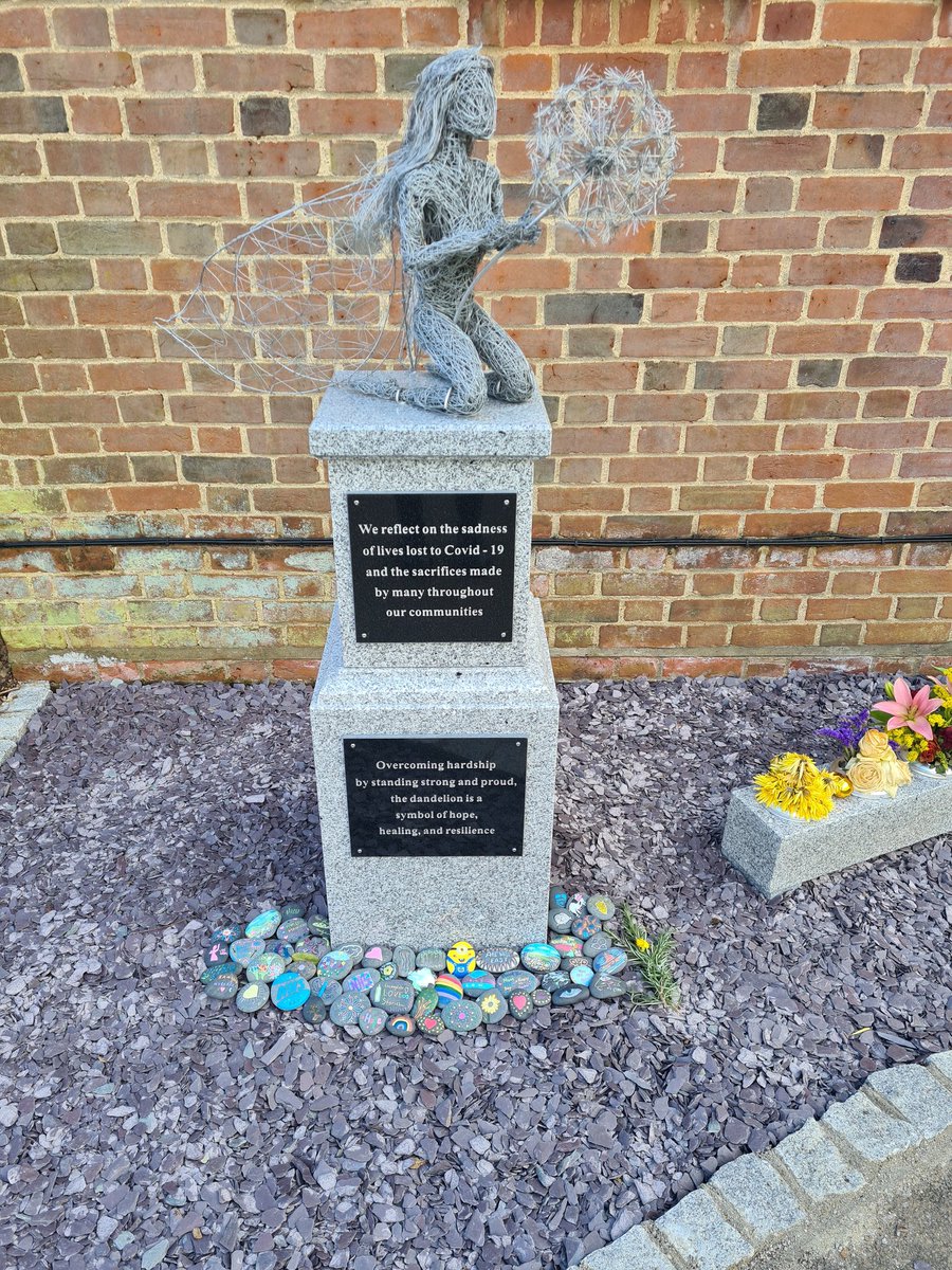 Really pleased to see the stones painted at the Covid Day of Reflection event held at Firstsite last week in pride of place at the Covid Memorial, Colchester Crematorium.