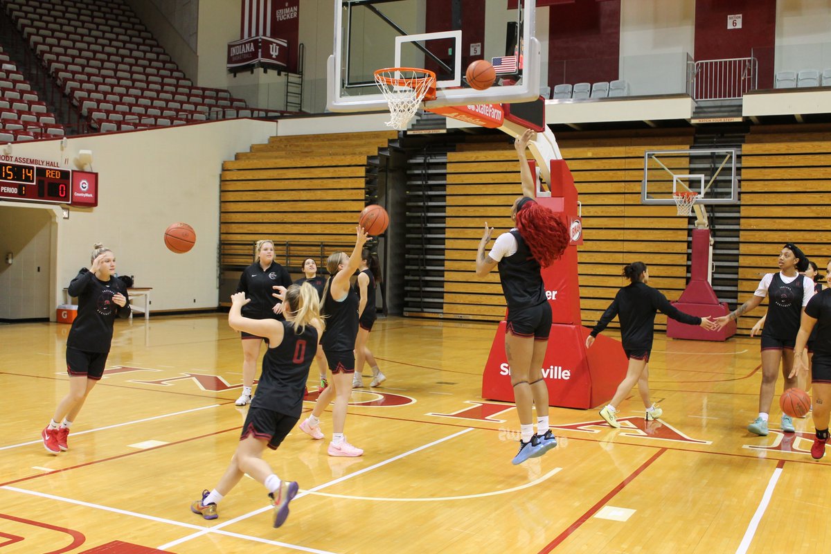 IUNRedHawks (@iunredhawks) on Twitter photo Some 📸s from <a href="/IUNWBSKT/">IU Northwest WBB</a> and <a href="/IUN_MensBBall/">🏀IU Northwest Men's Basketball🏀</a>'s practice in Simon Skjodt Assembly Hall in preparation for the <a href="/NAIA/">NAIA</a> National Tournament!
#IUN #TheRedHawkWay Some 📸s from <a href="/IUNWBSKT/">IU Northwest WBB</a> and <a href="/IUN_MensBBall/">🏀IU Northwest Men's Basketball🏀</a>'s practice in Simon Skjodt Assembly Hall in preparation for the <a href="/NAIA/">NAIA</a> National Tournament!
#IUN #TheRedHawkWay