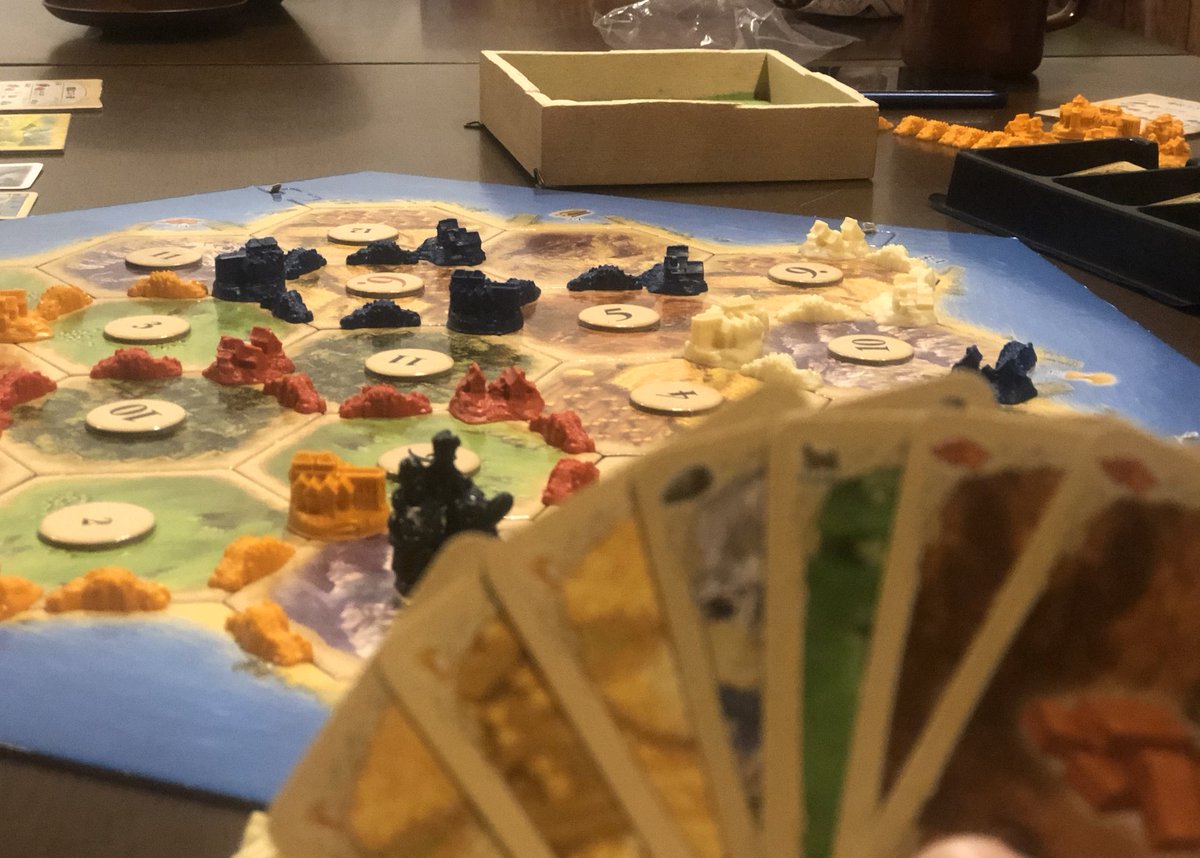 【 📣日本一、自由でゆるいボドゲやる会 】     

【 4/5 (土) 12:00-18:00 】   
時間変更しているのでお気をつけを！ 
 13:00→12:00〜に変更☜　   

・気軽にできるボドゲ多め   
・ボドゲ初心者ok   
・途中入室 途中退室ok  
・🅿️有 

 場所：市民ホールやたべ (つくば市)