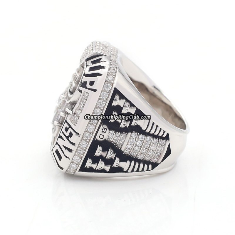 CustomizedRing's tweet photo. Detroit Red Wings Stanley Cup Championship Ring #Detroit #RedWings #DetroitRedWings #StanleyCup #ChampionshipRing #LGRW #RedWingsWIN #goRedWings #RedWingsfan #RedWingsnation https://t.co/SCxFykKDlK