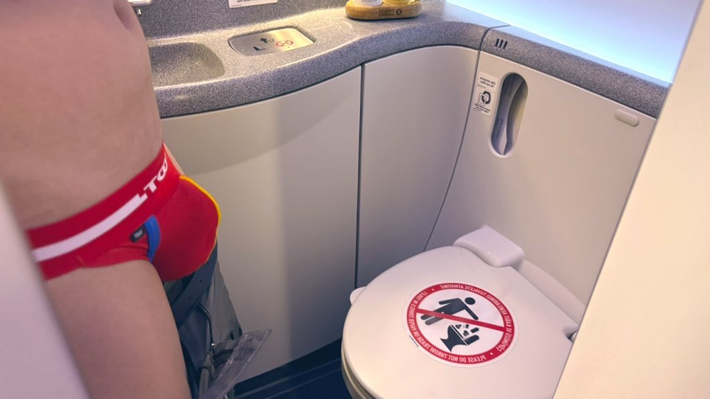 空中豔遇⋯是有機會的嗎？
<a href="/toot_jp/">TOOT</a>