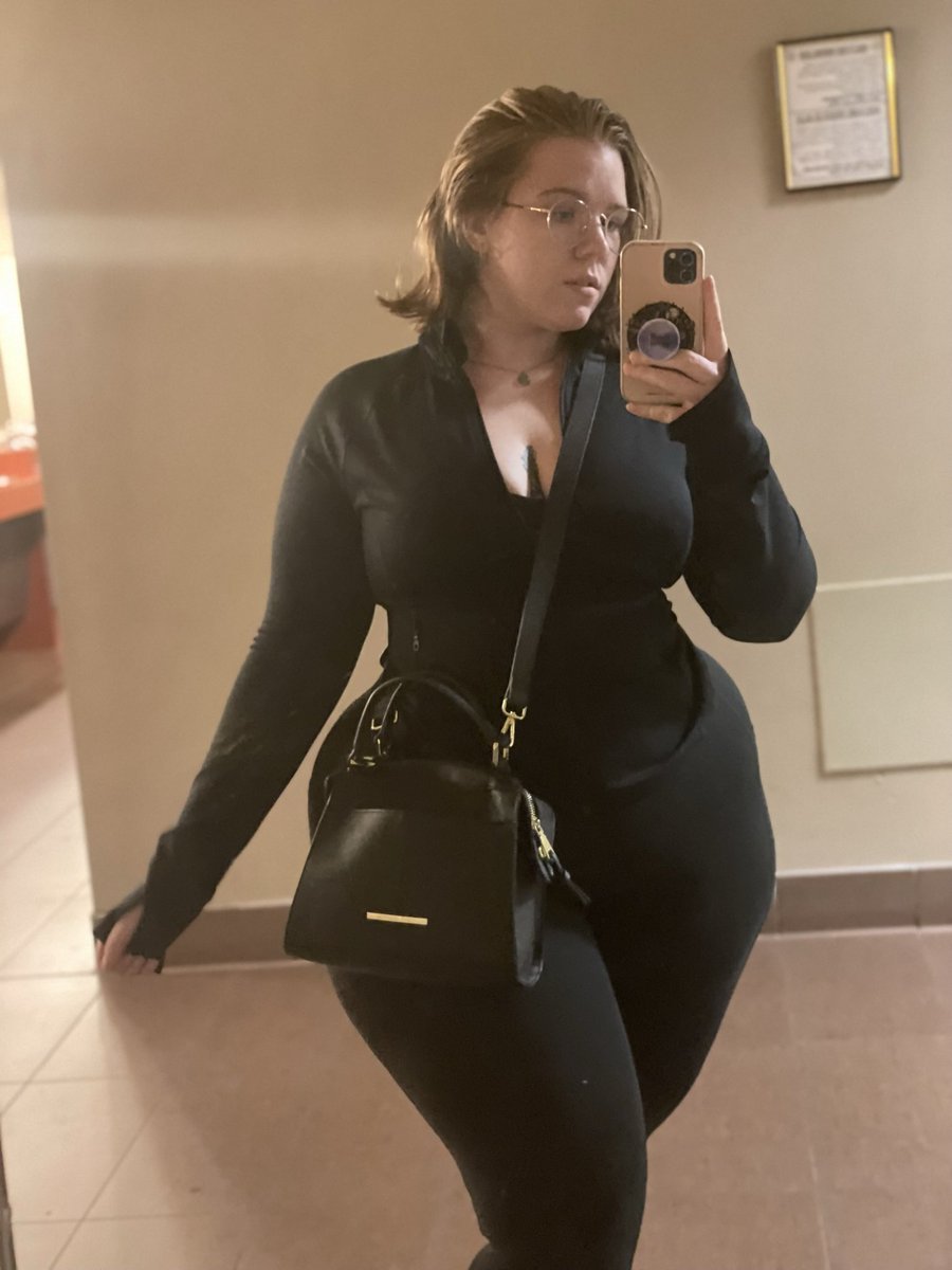 PAWGGTINGZ's tweet image. 📸