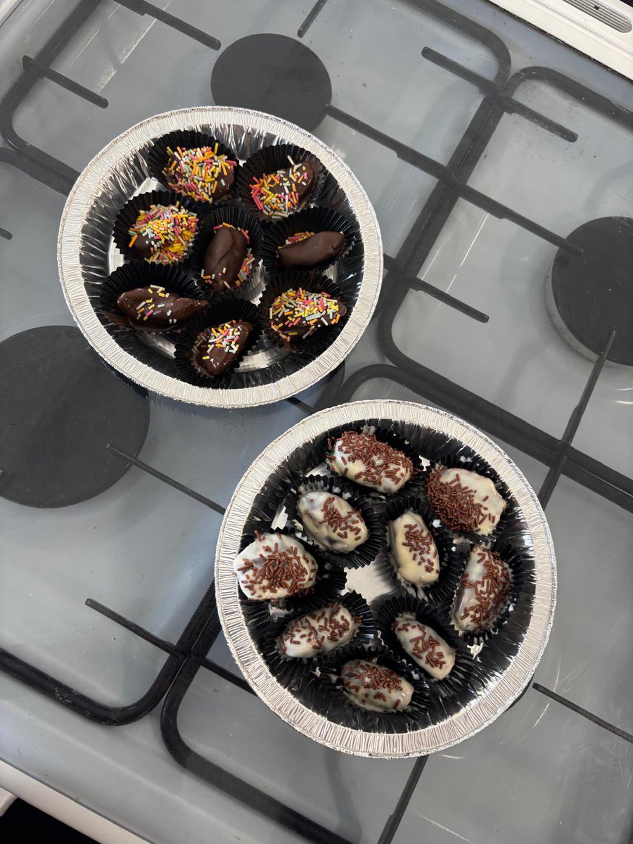 Ms Jamil has been doing Ramadan cookery after school with pupils. The chocolate covered dates looked delicious! 🤤<a href="/MearnsCastleHS/">Mearns Castle High School</a>
